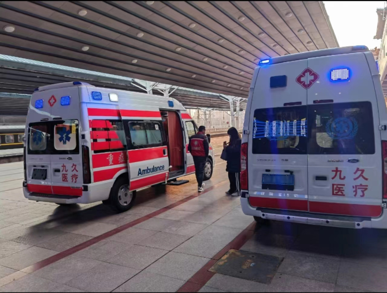 化州市救护车长途转运